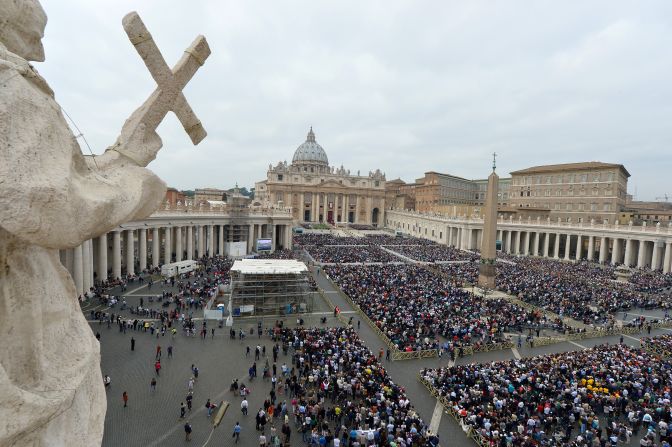 Bones long believed to be those of St. Peter, one of the earliest and closest disciples of Jesus Christ are to go on display at the Vatican.
